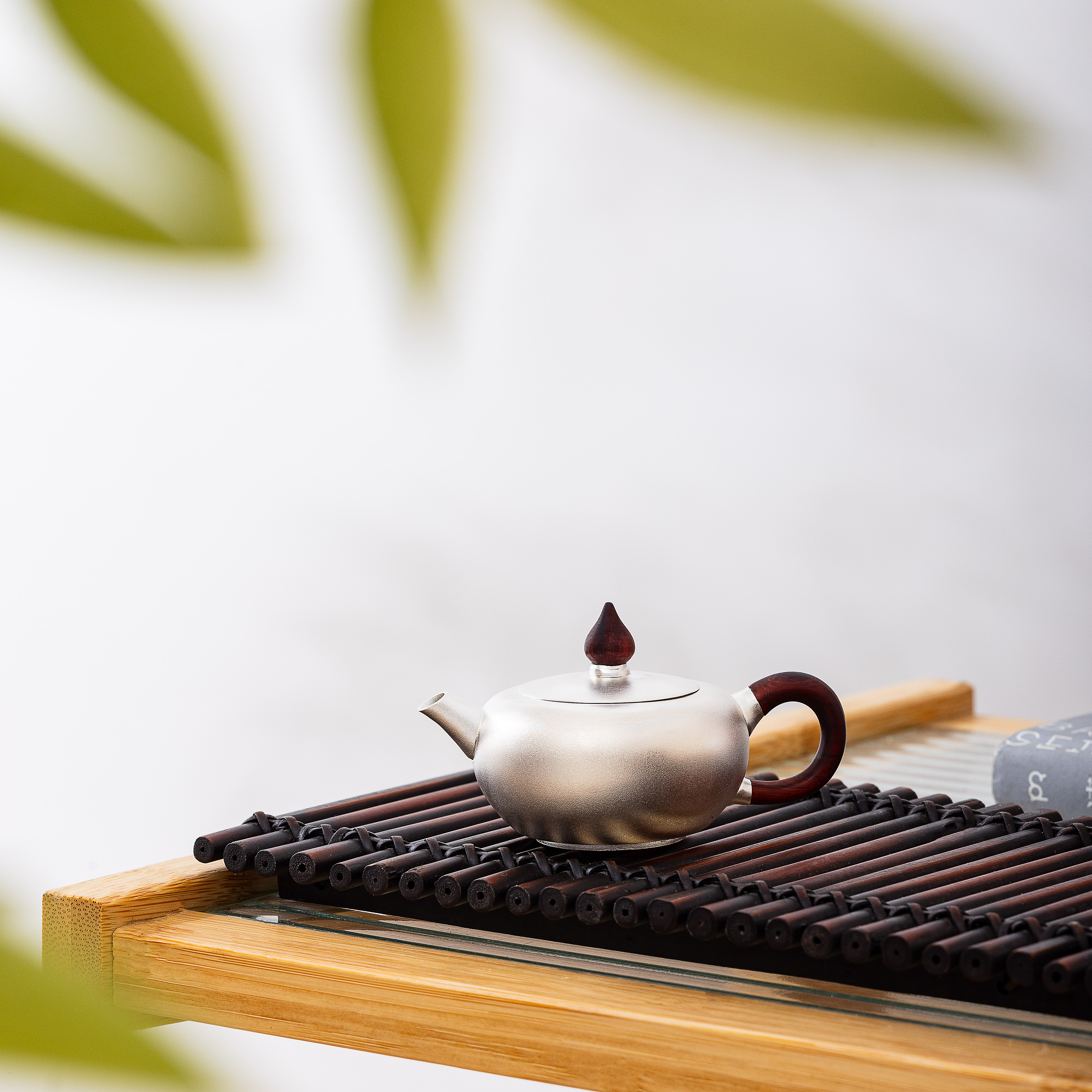 【央广非遗】蜂鸟工坊 名匠优选 桃心木钮 长嘴素款小壶 MJYXA11337