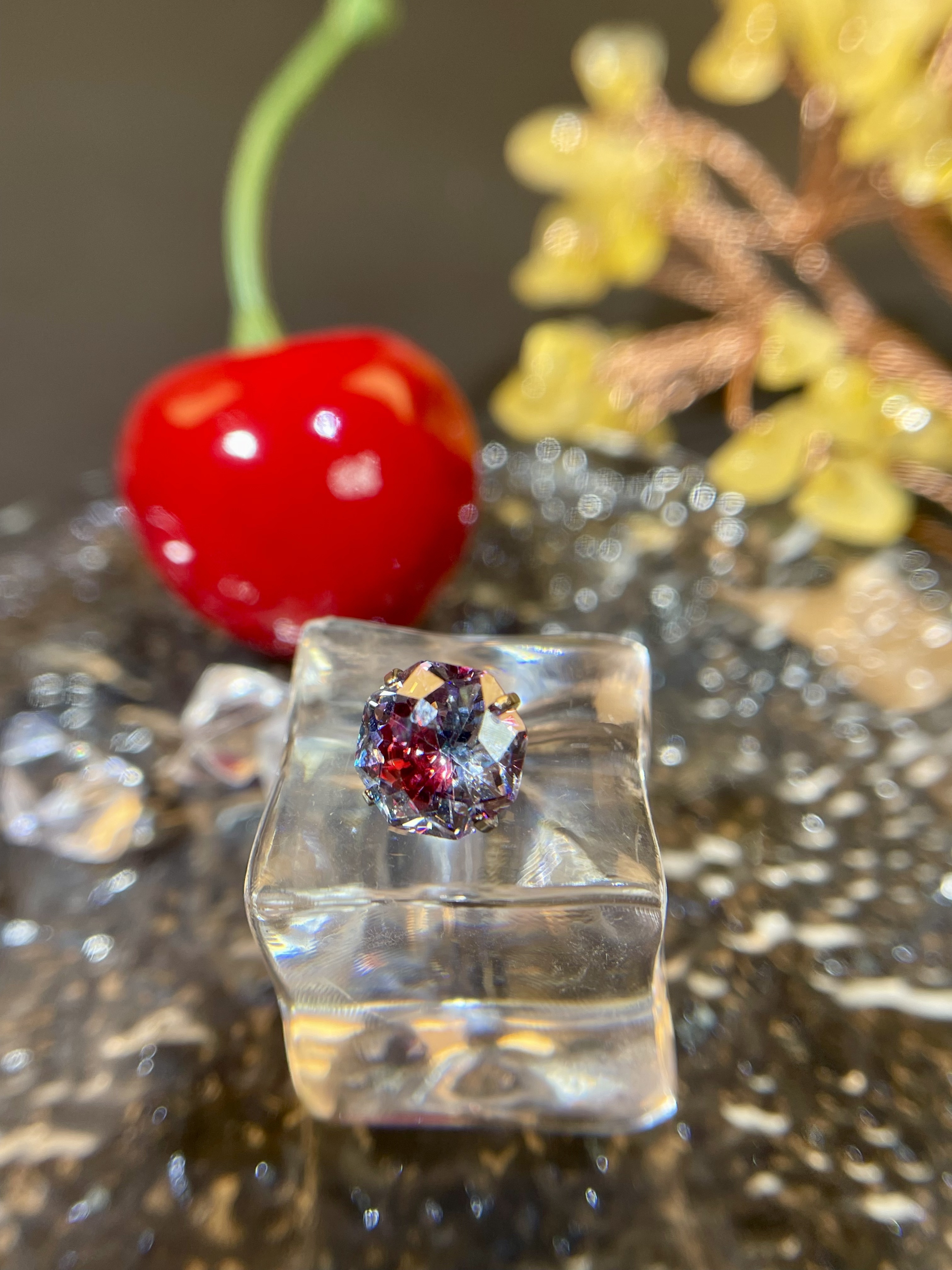 合金锆石耳饰 26-52手捧花爆闪合成锆石耳饰F136钛合金内螺旋0.9