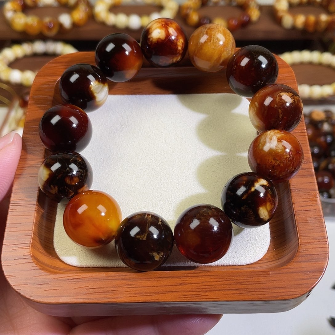 琥珀未镶嵌手链天然沁色蜜蜡手串17.8mm左右