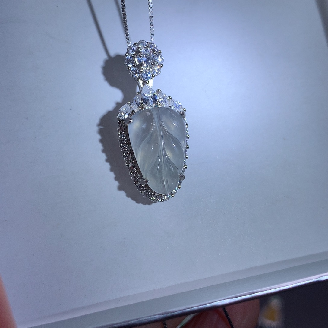 翡翠银S925镶嵌颈饰111111