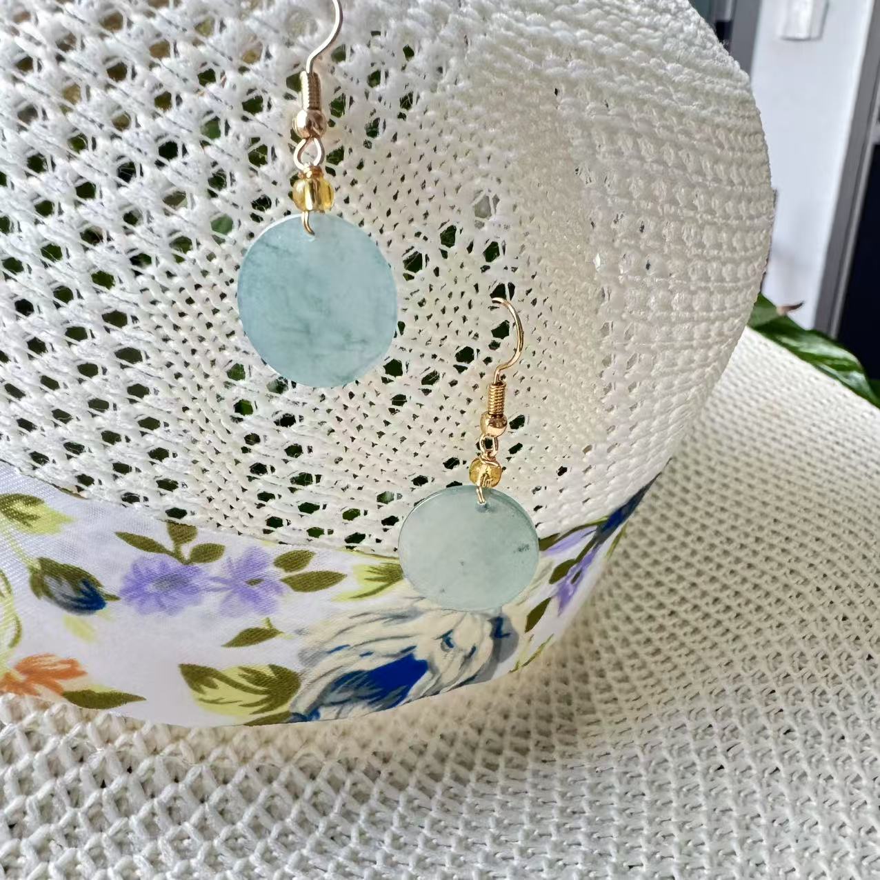 D042 天然翡翠（A货)耳钩 拍一发一多样性发其一