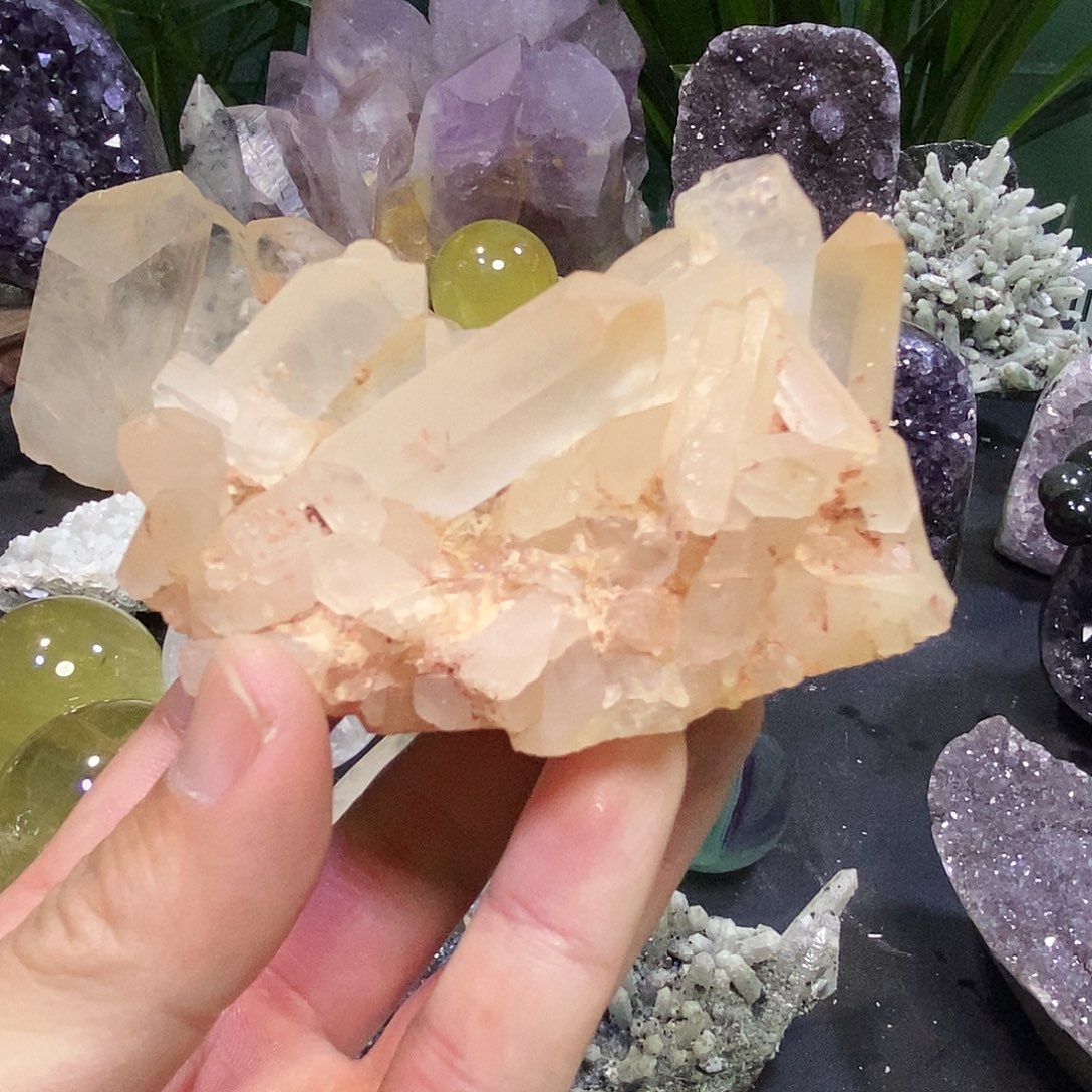 未镶嵌珠宝半成品水晶