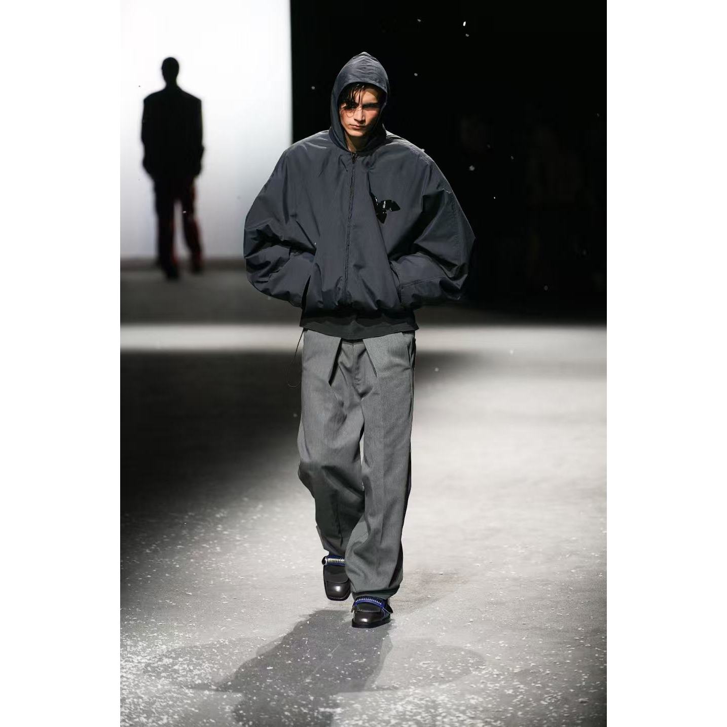 45号【全新未使用】Y2004-冬季轻奢暗纹立领短款新款男女同款羽绒服