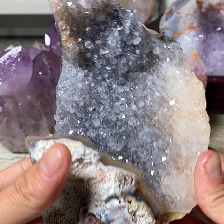 紫晶未镶嵌大型摆件（非配饰）