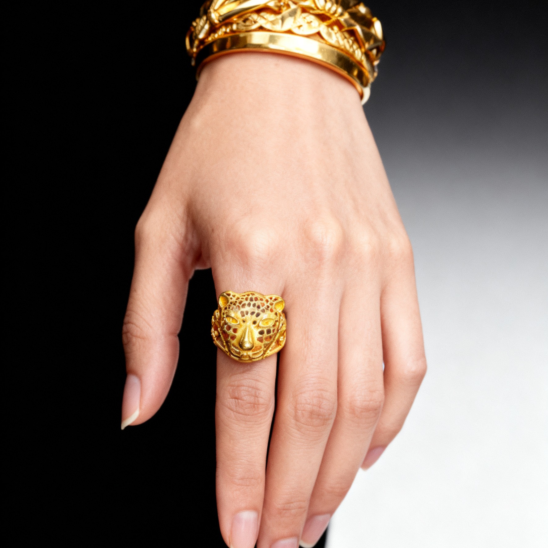 铜合金戒指 KS3043Nurluk 义乌一手发货金色原创设计欧美扣头欧若