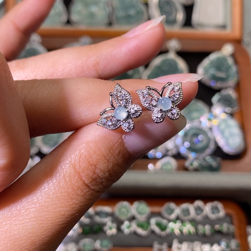 【闪购商品】翡翠未镶嵌颈饰天然