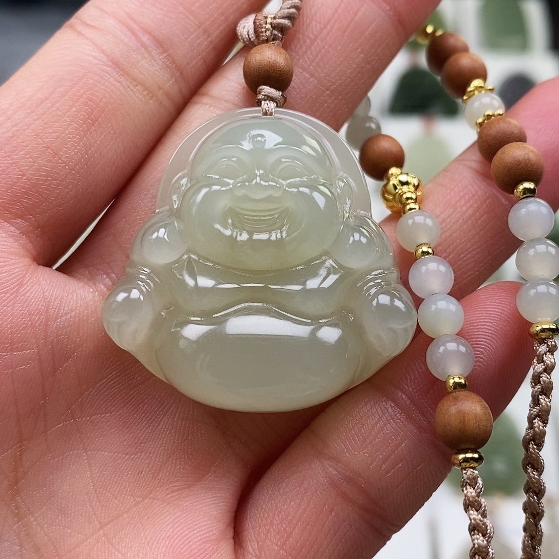 和田玉颈饰未镶嵌35