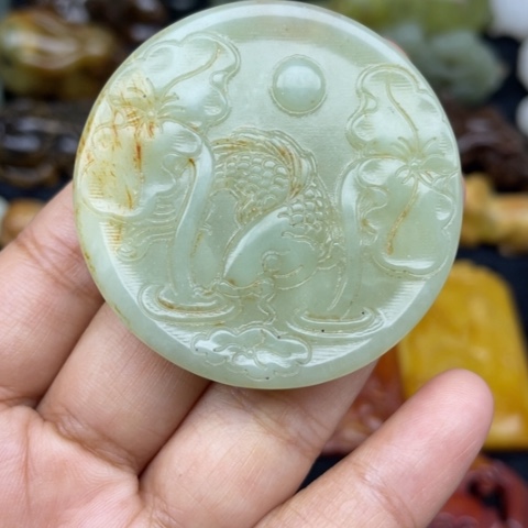 蛇纹石玉未镶嵌颈饰15