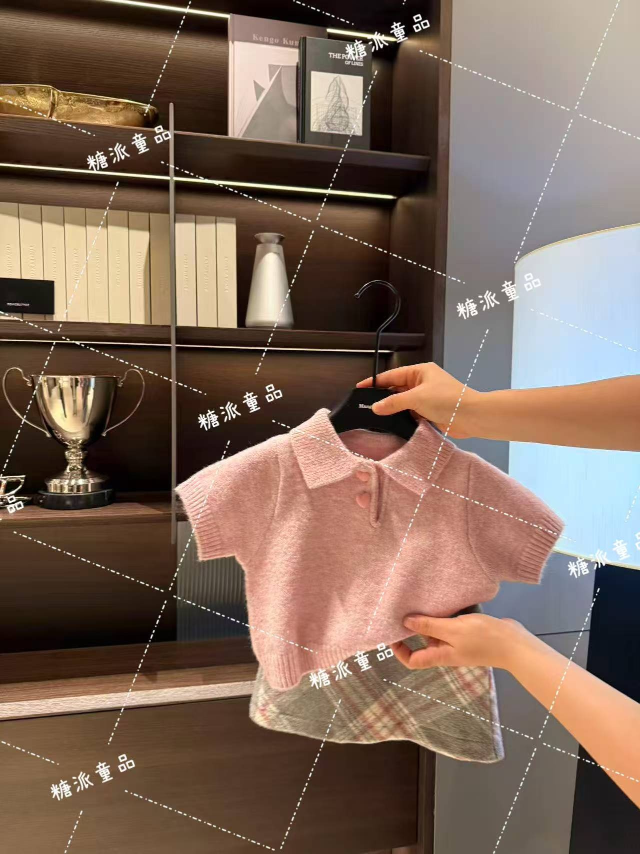 【送袖套真两件毛衣】0714好爱这个粉色！爱心扣子Polo领针织毛衣