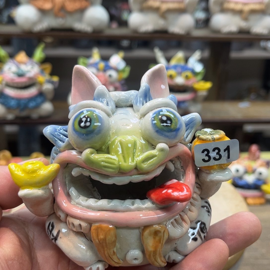 陶瓷纯手工抽象陶瓷摆件331