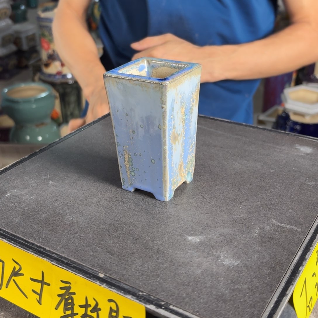 一风堂石湾花盆 .
