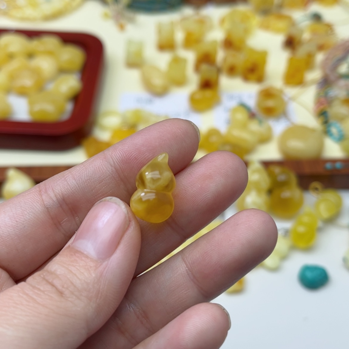 【闪购商品】蜜蜡裸石未镶嵌配饰