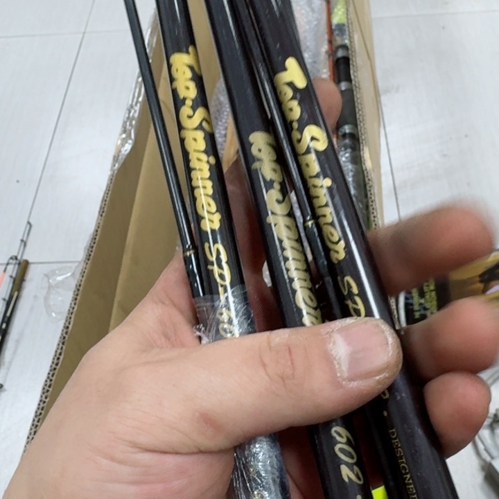 碳素1.8m以下老*鱼竿钓鱼竿888888