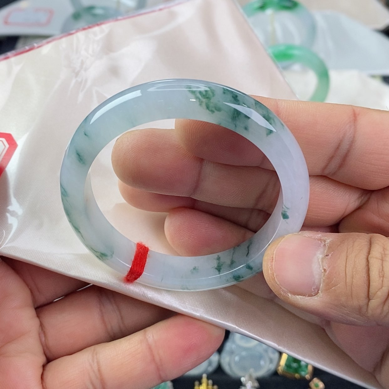 【闪购商品】未镶嵌手镯翡翠