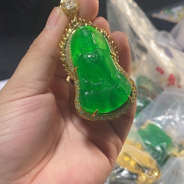 翡翠颈饰未镶嵌价格