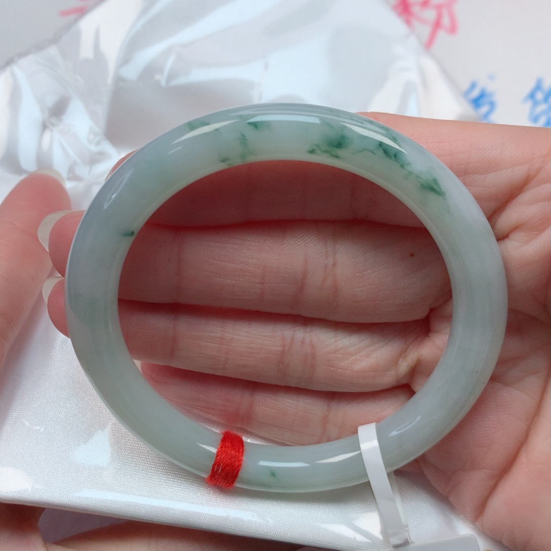 翡翠手镯未镶嵌54.6圆条