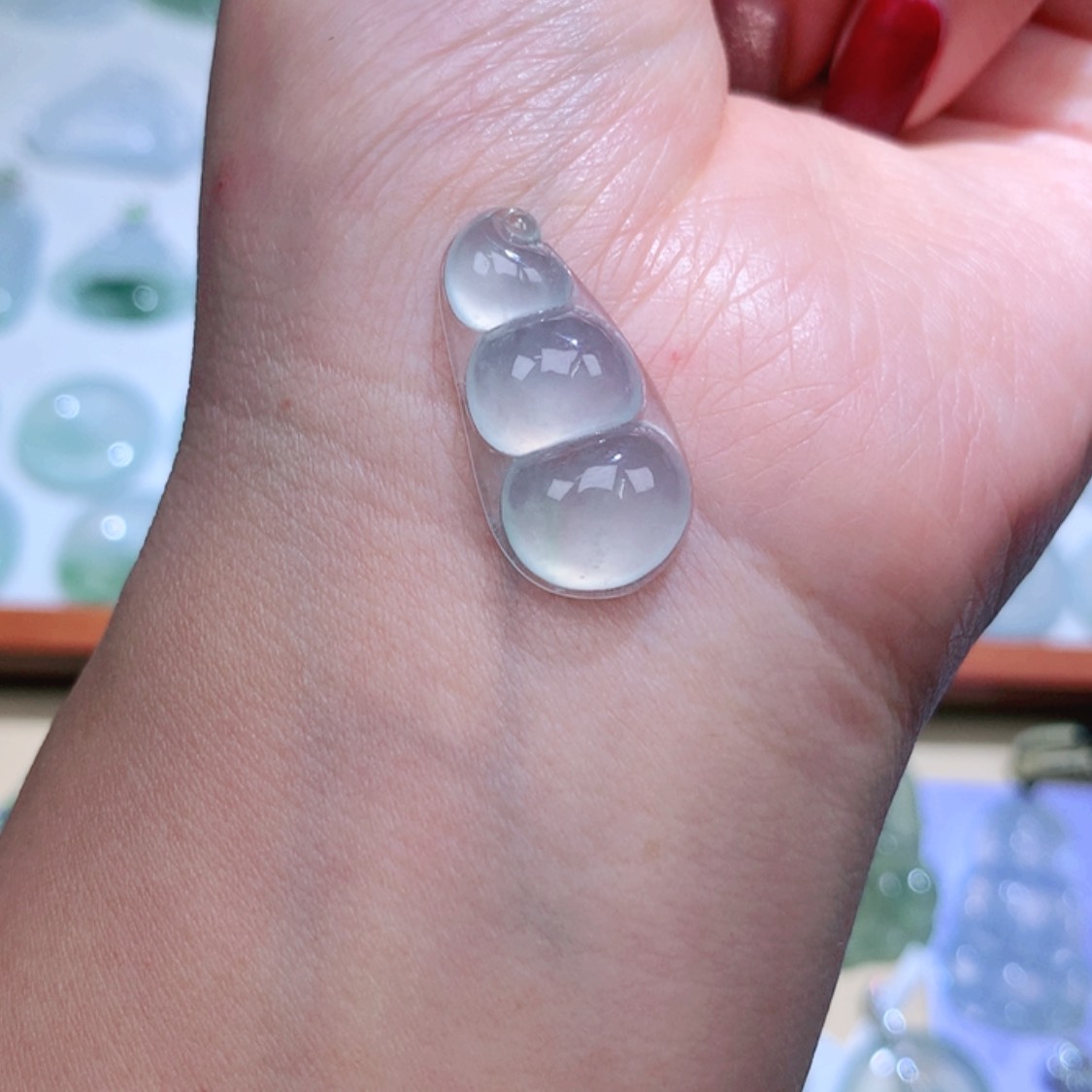 【闪购商品】翡翠颈饰未镶嵌福豆