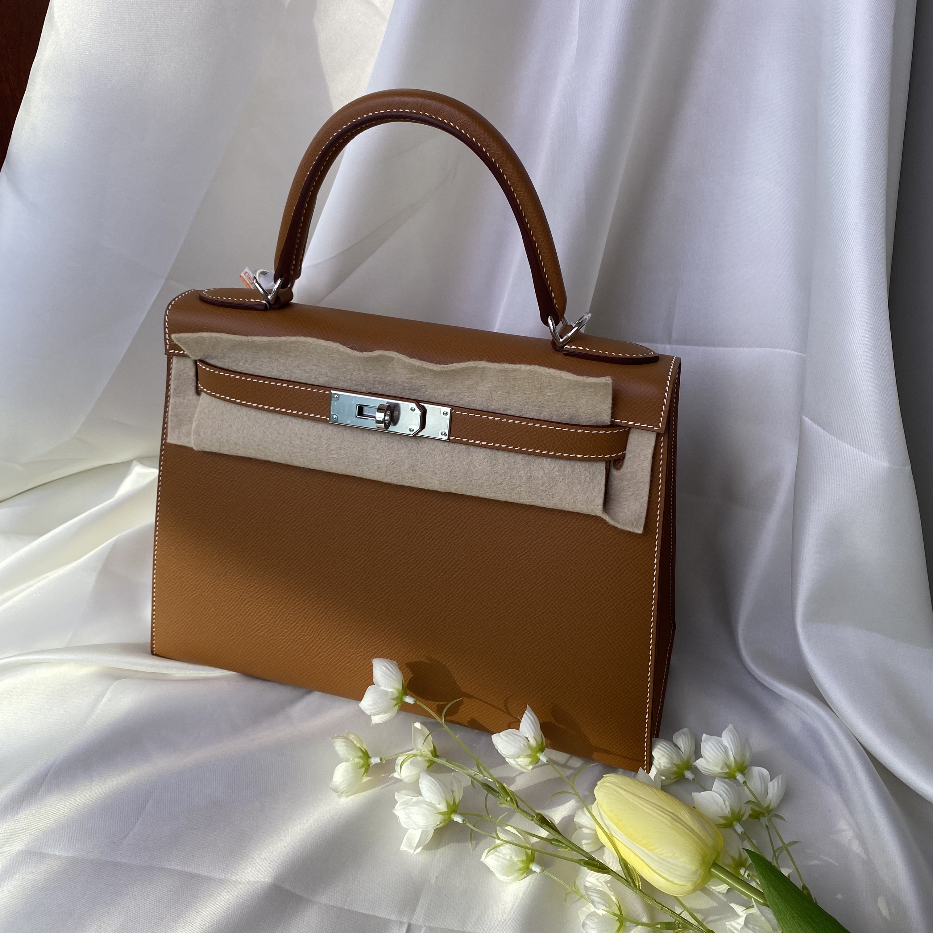 99新 Hermes/爱马仕 Kelly28金粽银扣K刻N级手提包250403VMLDY01