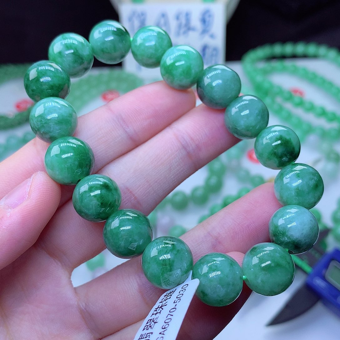 翡翠毛衣链未镶嵌