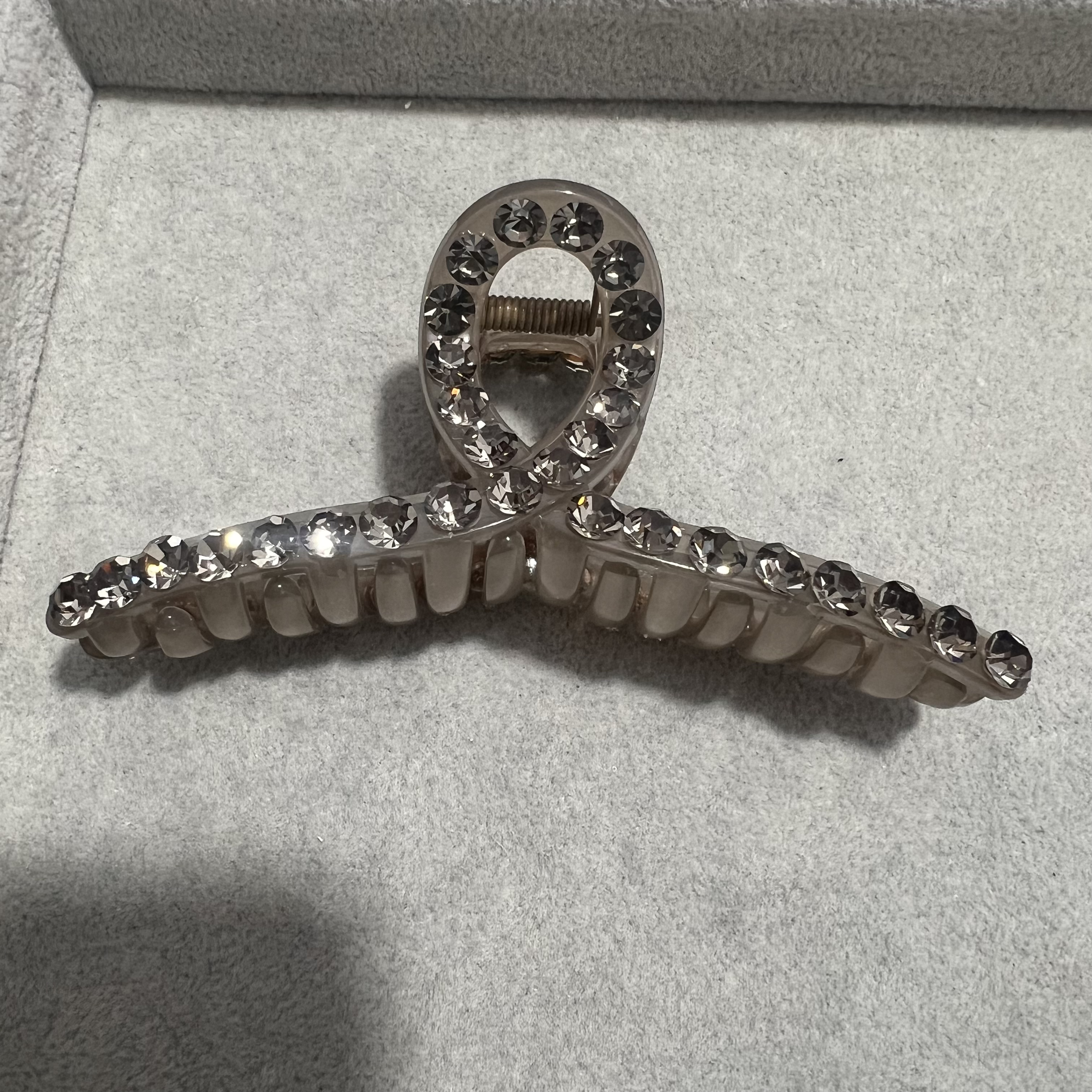 鲨鱼夹发夹瑞丽风轻奢风发饰抓夹金色夹子文艺头饰欧美风轻奢