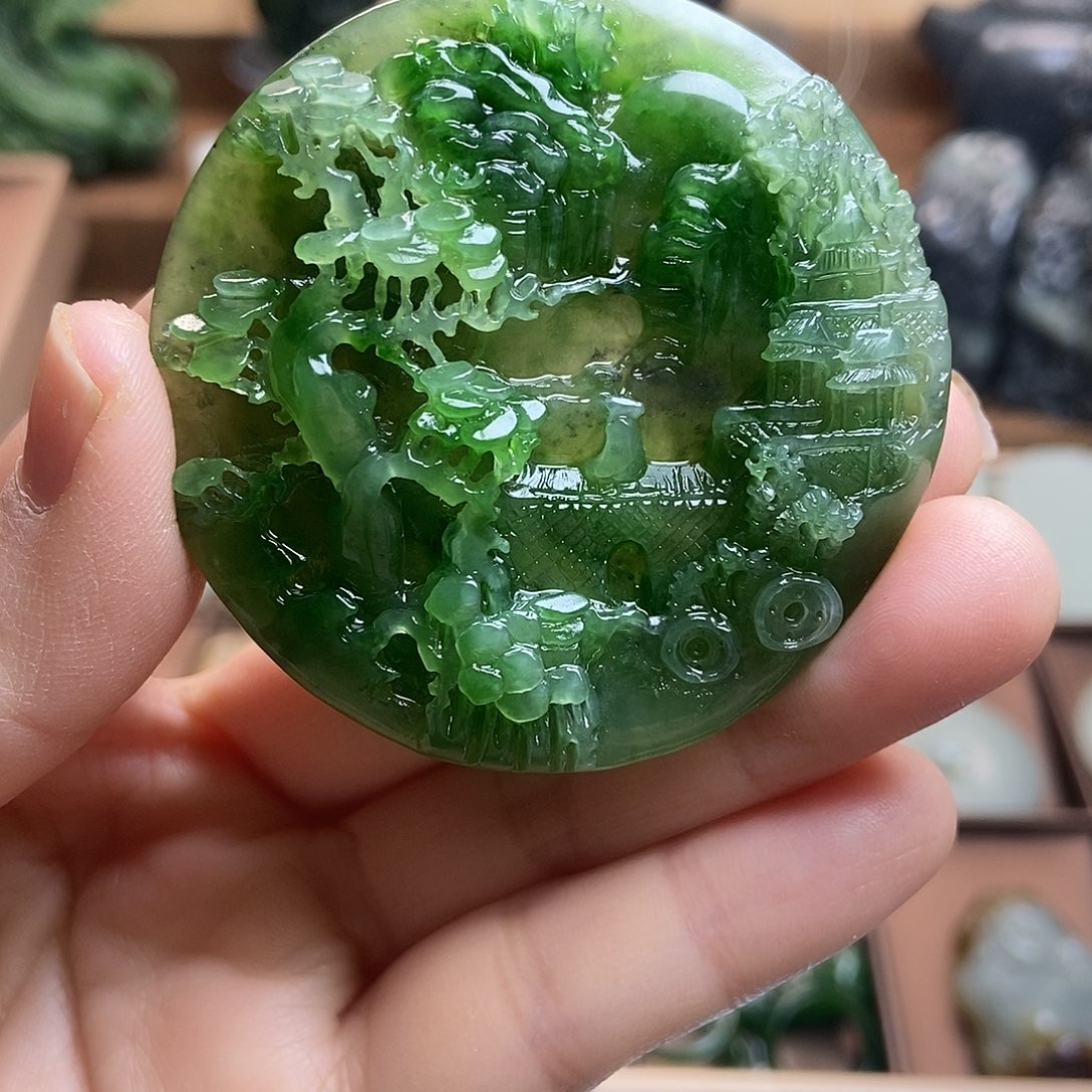 和田玉（糖玉）颈饰未镶嵌