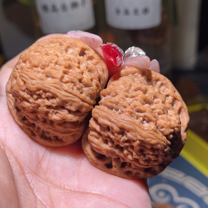 桃核把件              41