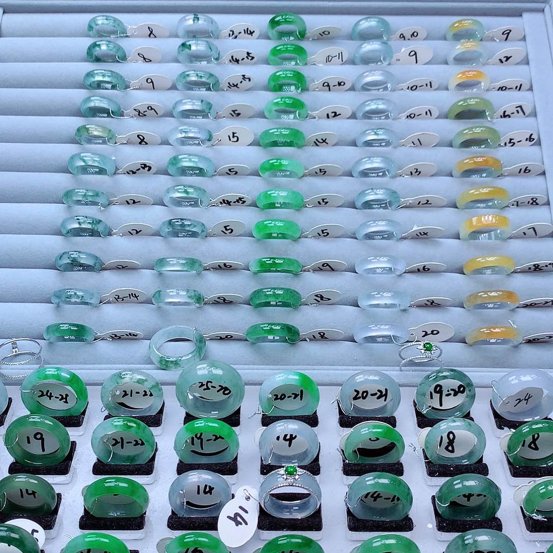 翡翠戒指未镶嵌缅甸