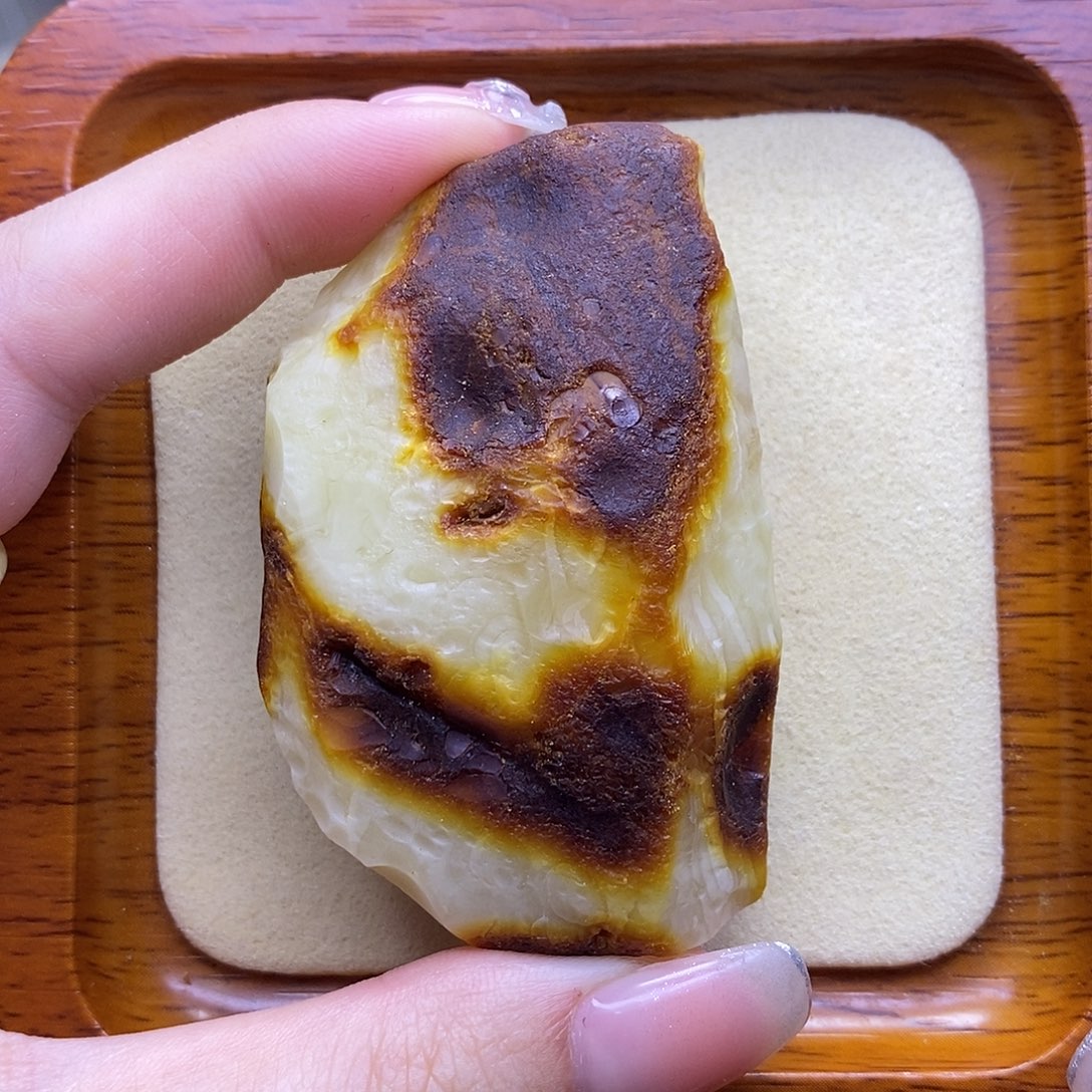 定制琥珀未镶嵌陈