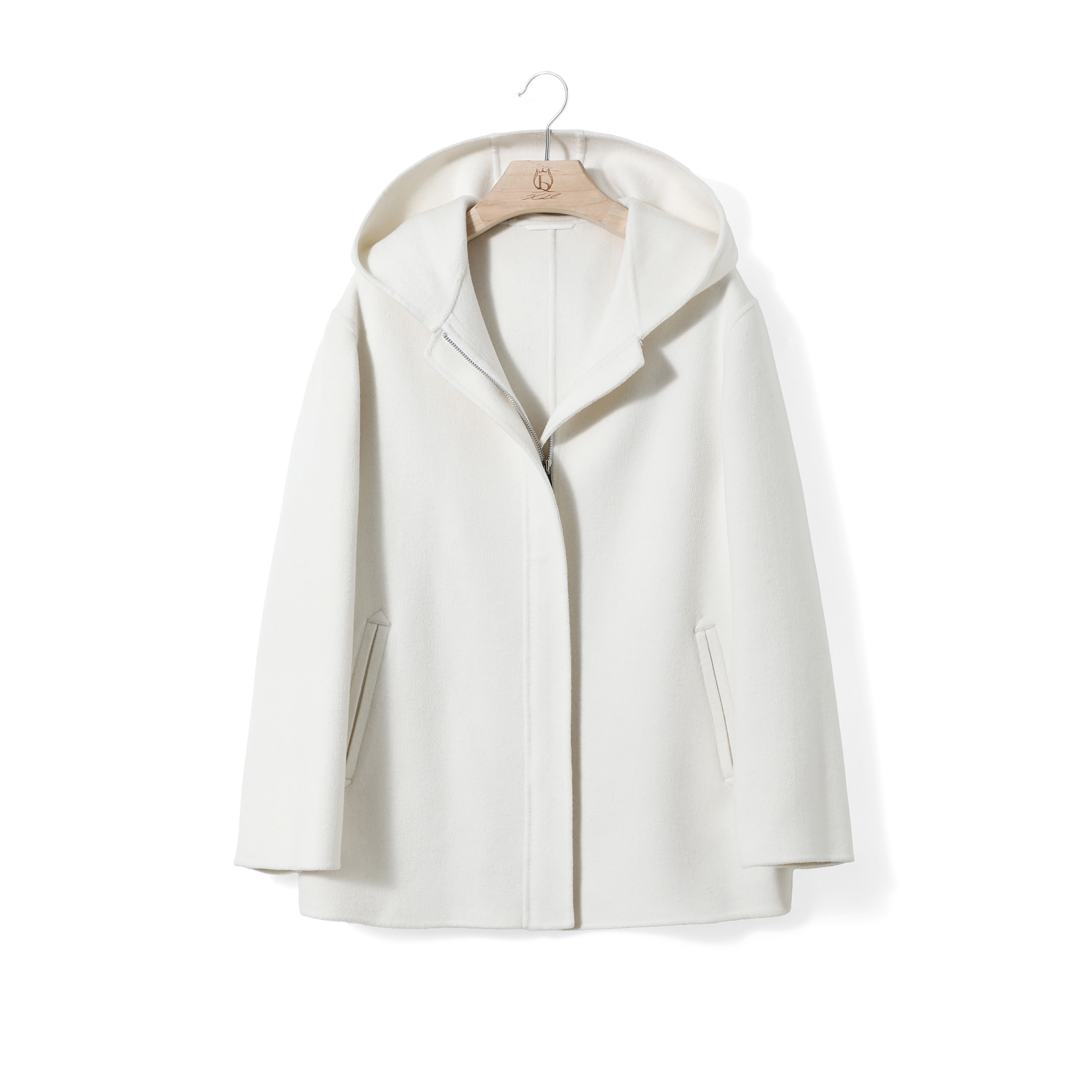 秋冬女士奶白连帽短款大衣