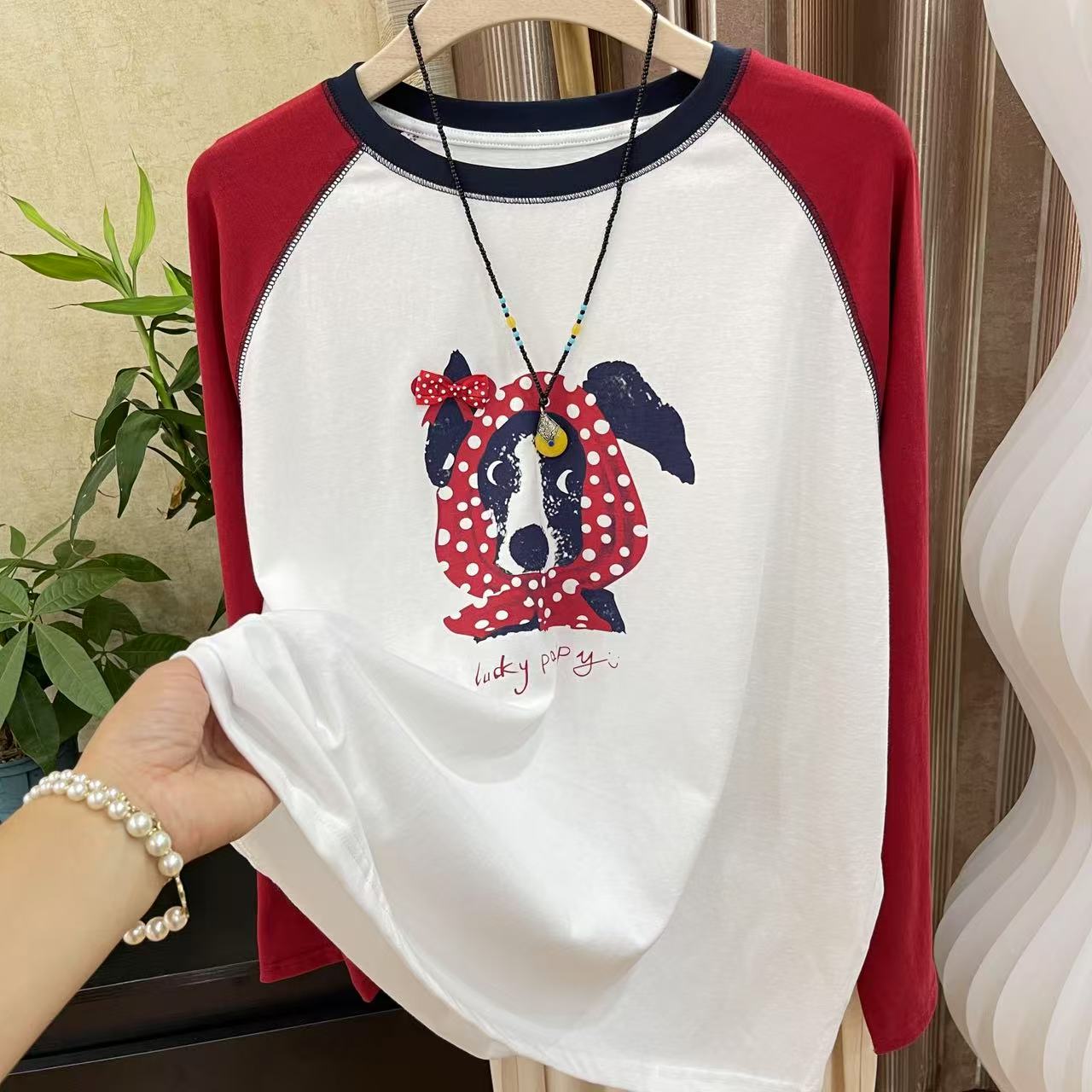 [B801-B899]长袖打底衫棉质磨毛插肩袖撞色大版显瘦卡通中长款