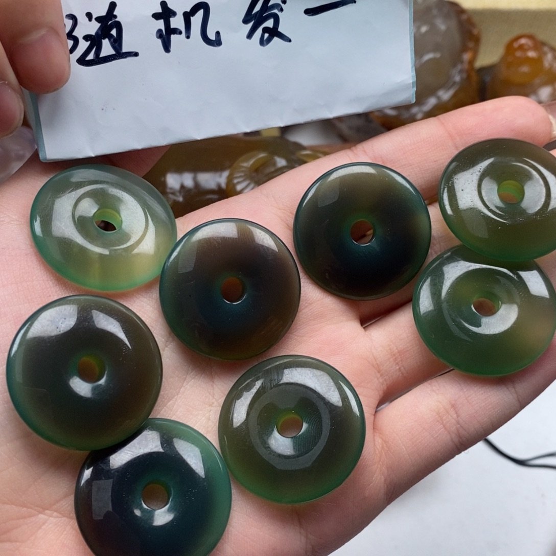玛瑙/玉髓未镶嵌颈饰