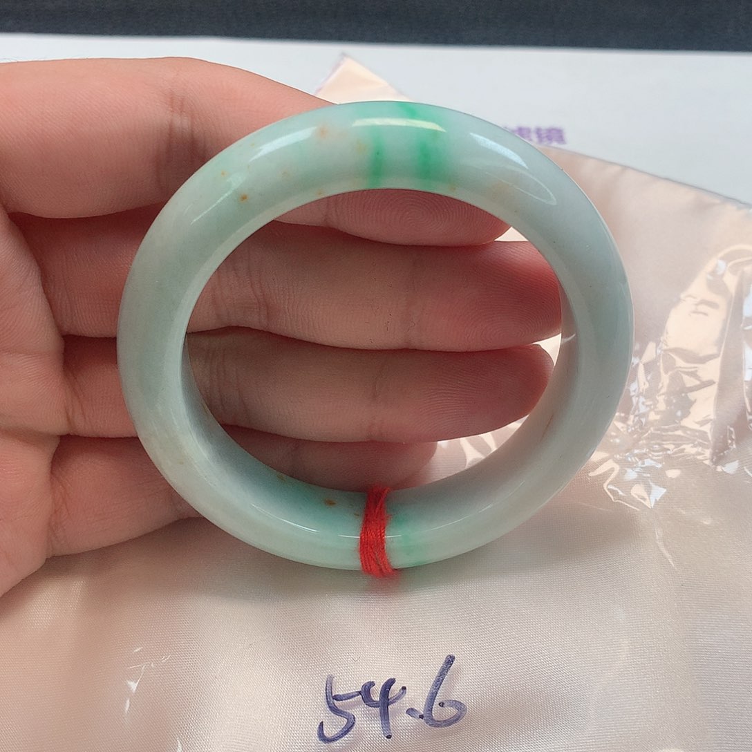 翡翠手镯未镶嵌267号