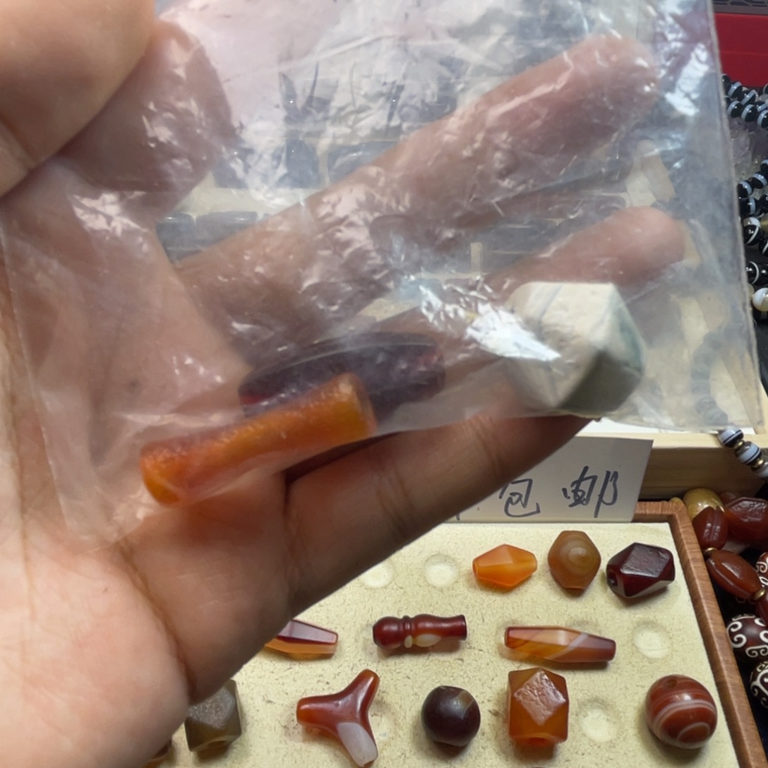 高***t未镶嵌玛瑙/玉髓珠宝奇石
