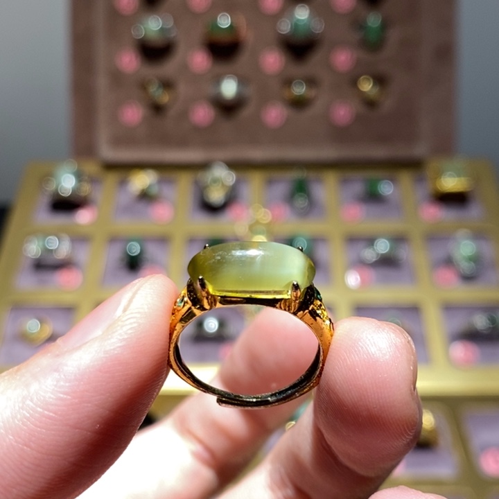 和田玉（碧玉）戒指未镶嵌