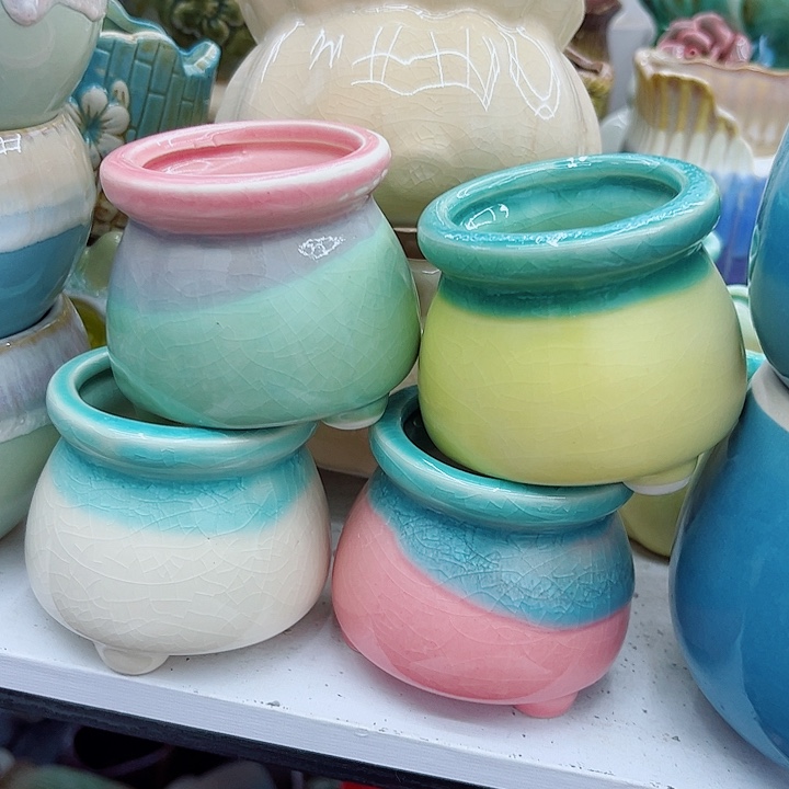 多肉绿植陶瓷花盆9.9包邮，有孔