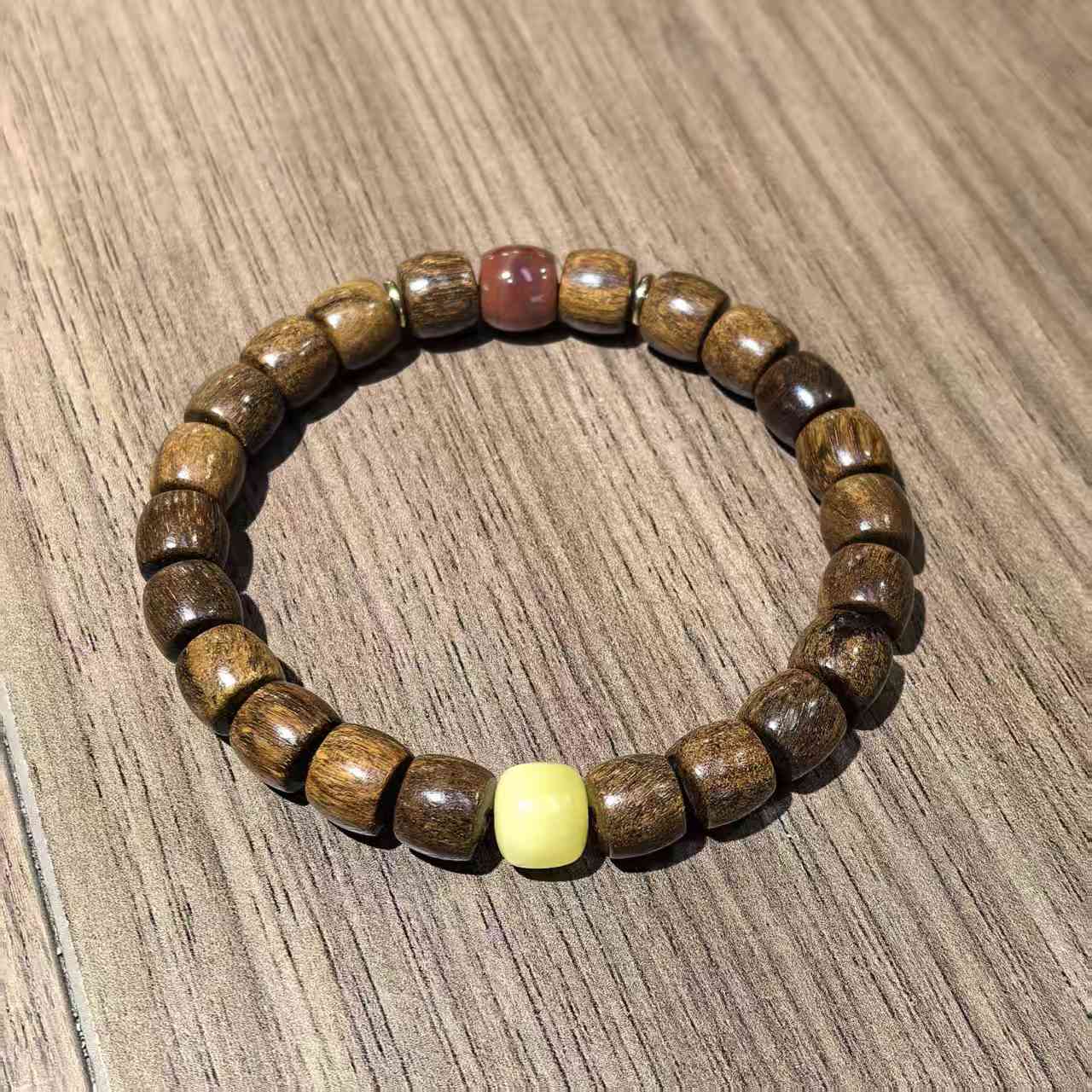 【上新了故宫】贡木9mm直切配蜜蜡南红单圈手串 