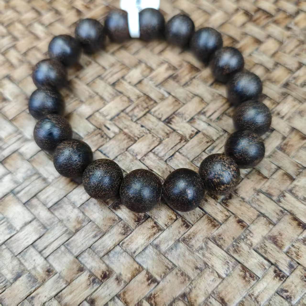 拾趣黑色木质越南土手串