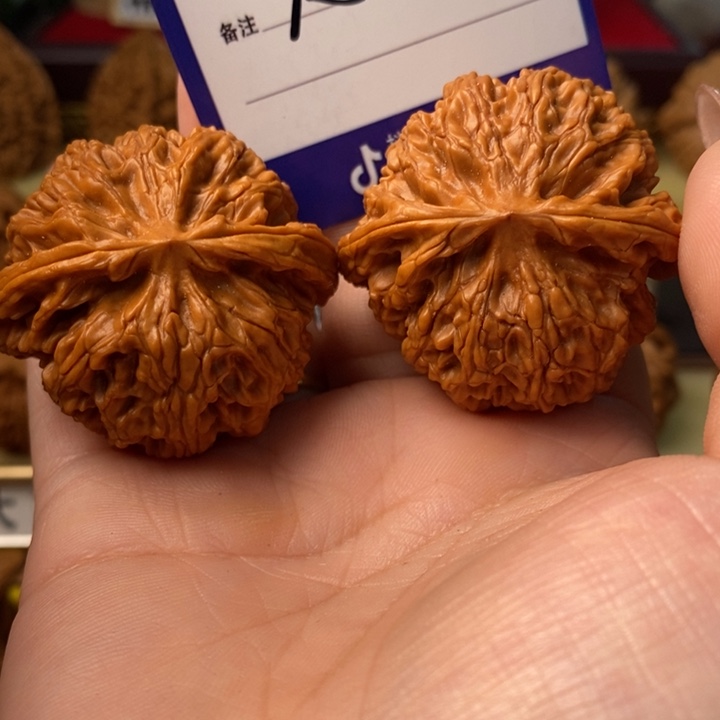 小***儿把件桃核全品大苹果