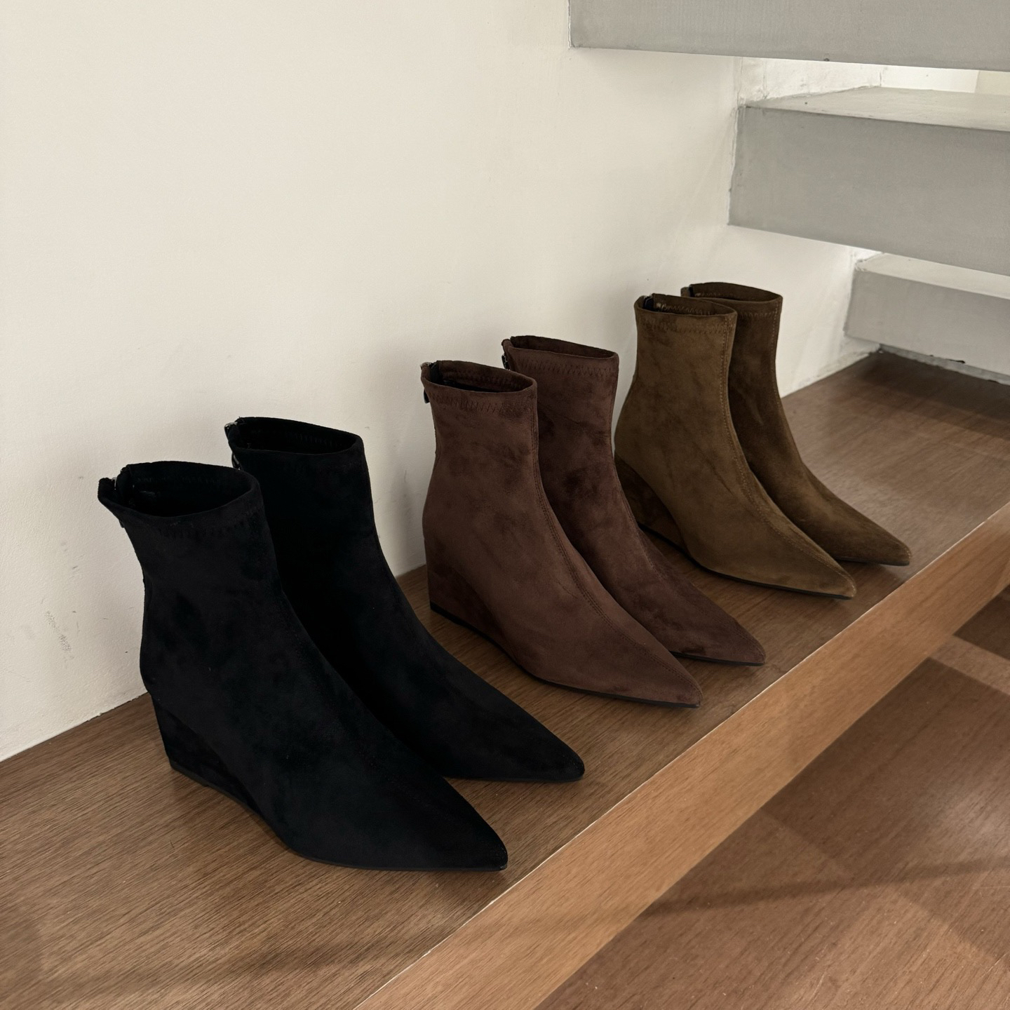 A66-2气质尖头坡跟防滑后拉链磨砂春秋短靴靴子法式尖头冬季