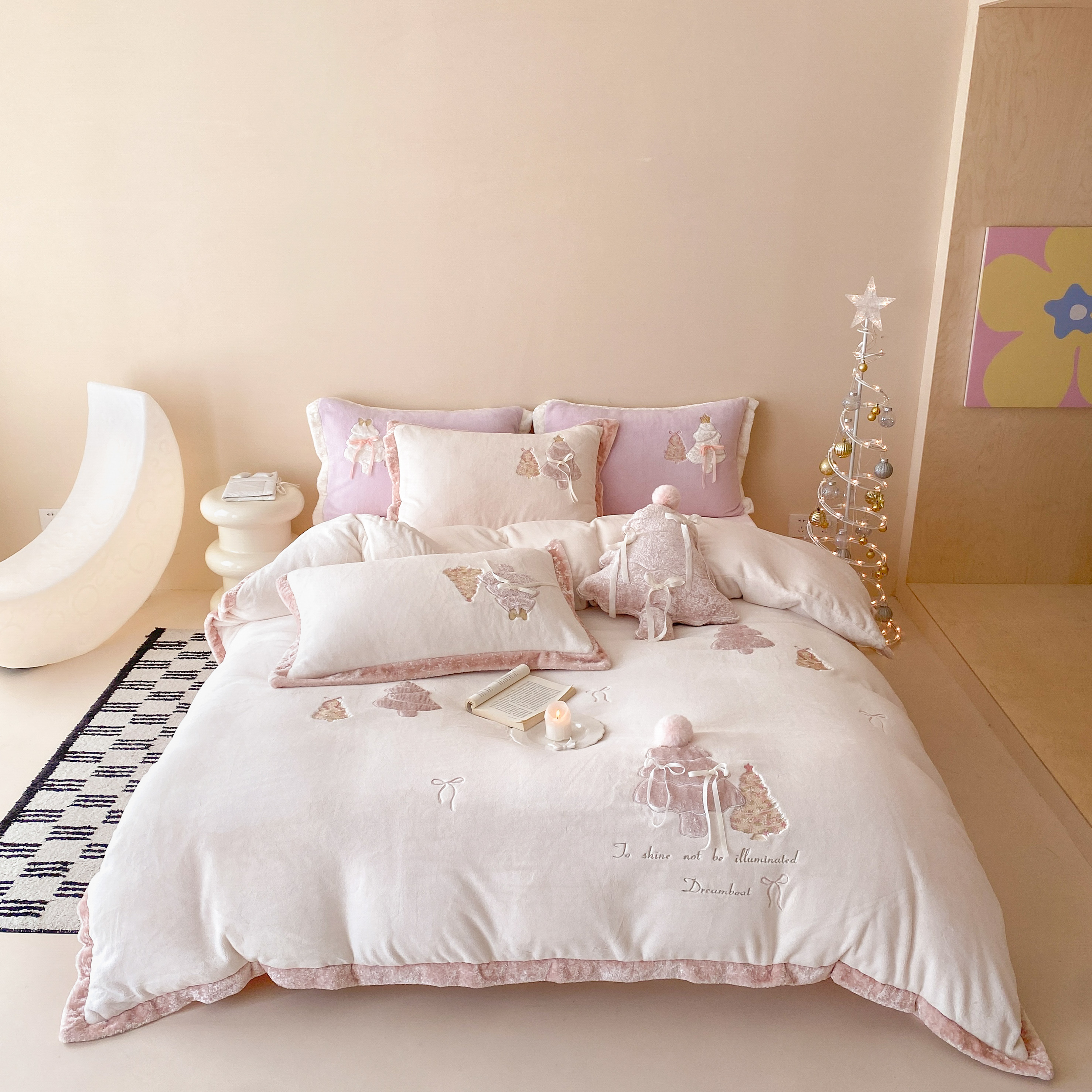 甜梦雪松丨秋冬加厚牛奶绒贴布刺绣工艺亲肤柔软保暖裸睡四件套