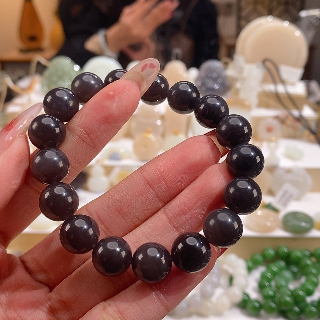 和田玉颈饰未镶嵌能****囍