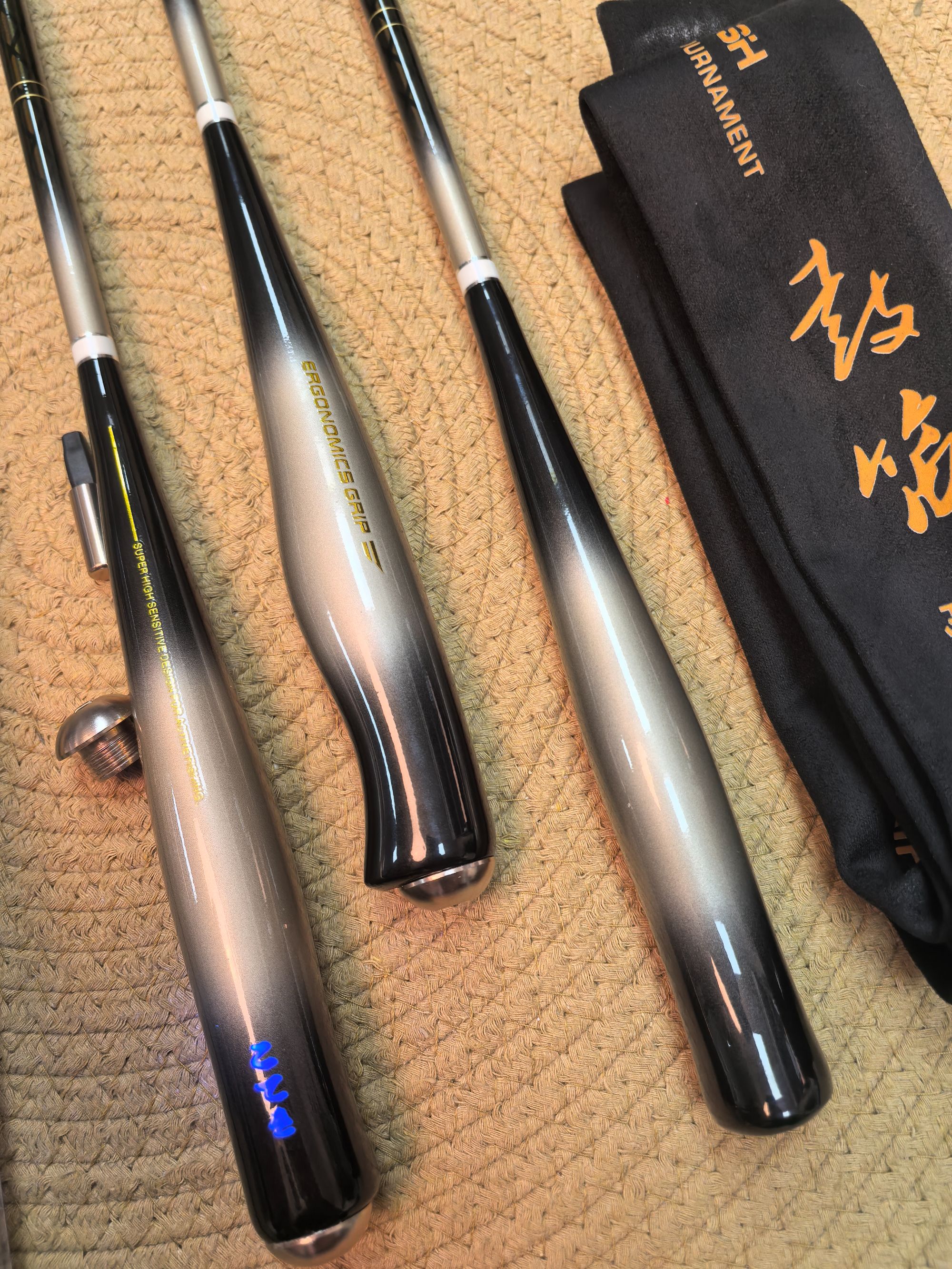 【跨海】鼓笛 东丽です超细超轻高碳46T鲫鱼竿28调高碳硬台钓竿