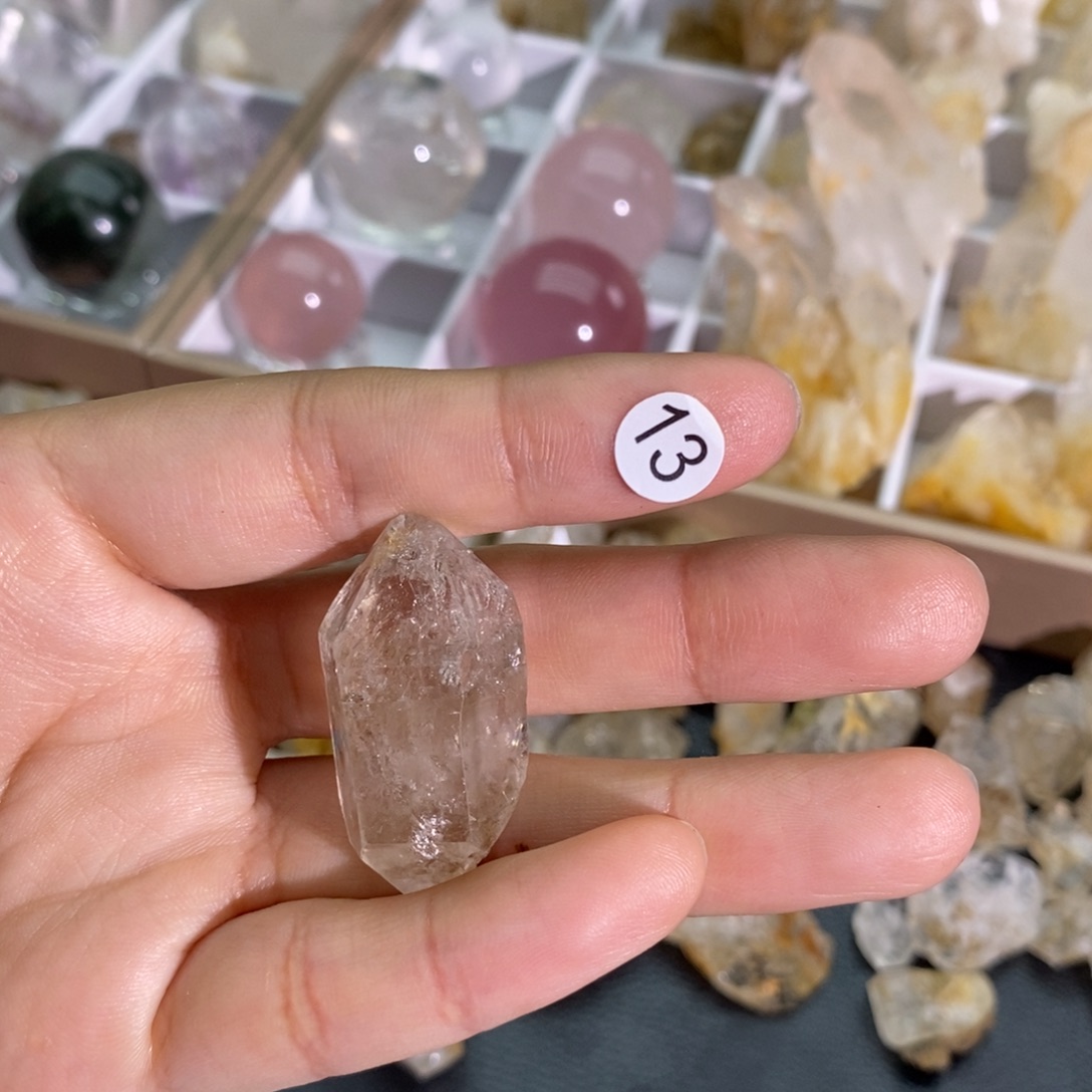 珠宝半成品水晶未镶嵌