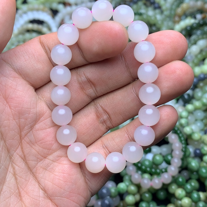 和田玉未镶嵌手串樱花粉