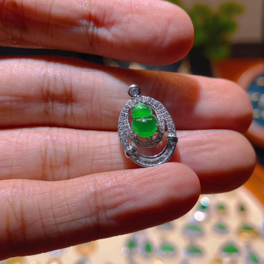 翡翠银S925镶嵌吊坠(不含链)