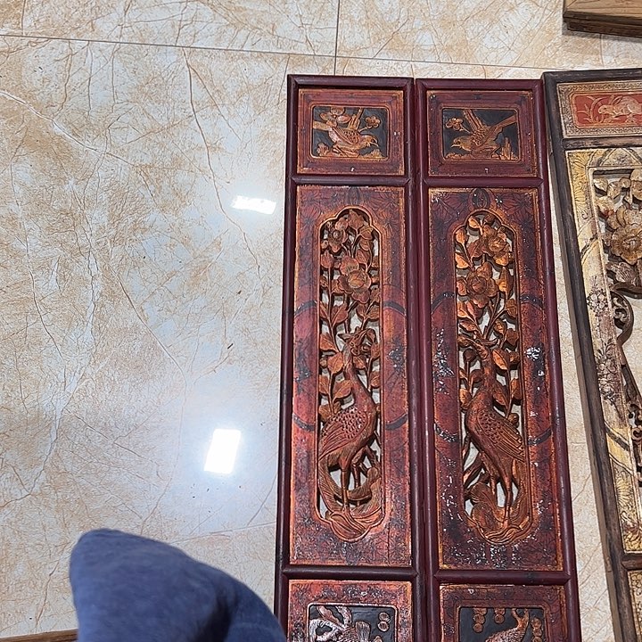 自***渡香榧木精美雕刻挂件花板