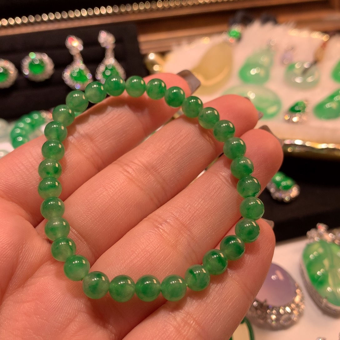 翡翠手链未镶嵌伊*手串