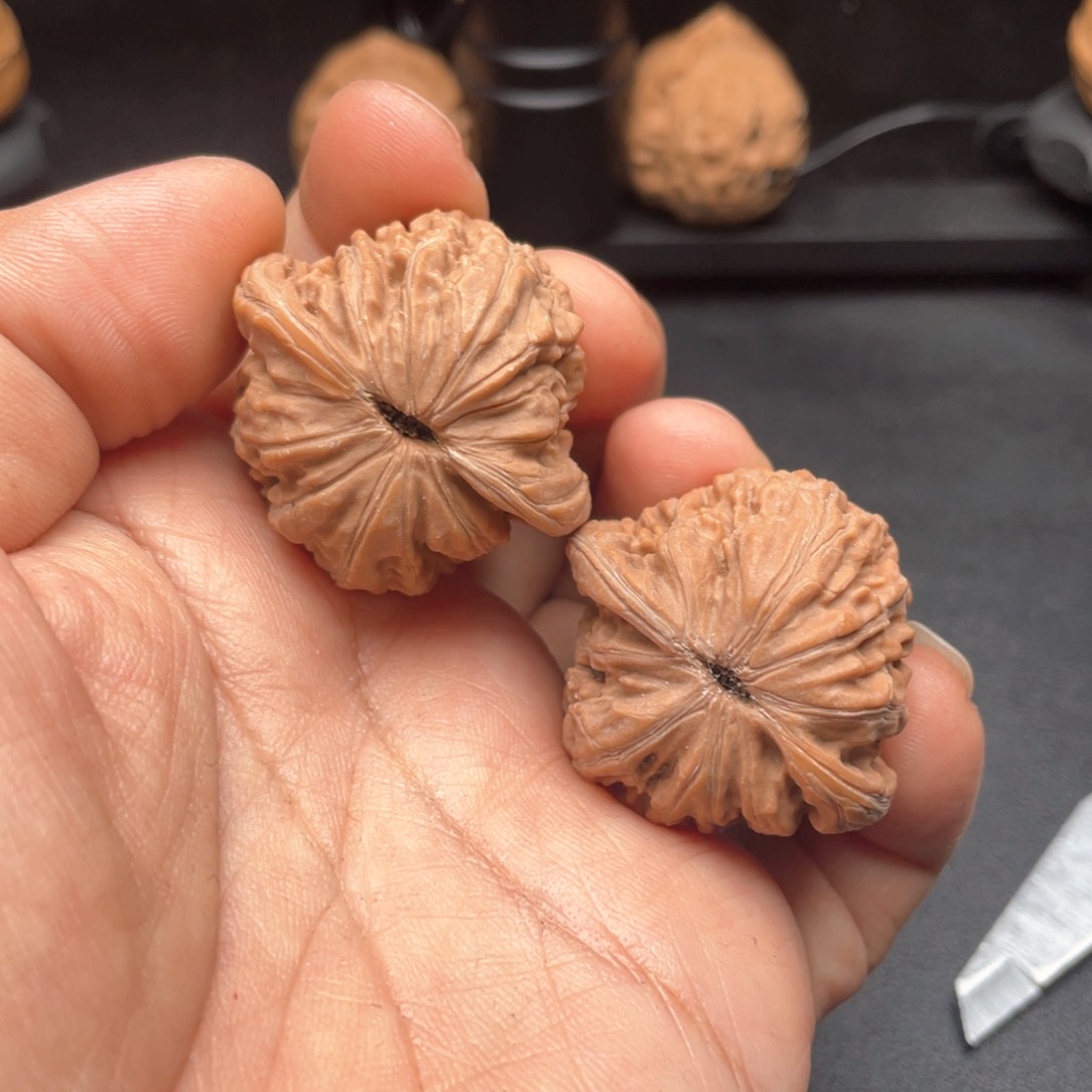 文玩核桃把件汉高楼（精修）