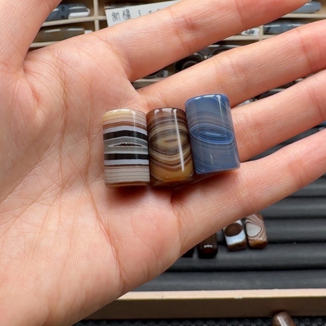 A***卜玛瑙/玉髓未镶嵌颈饰