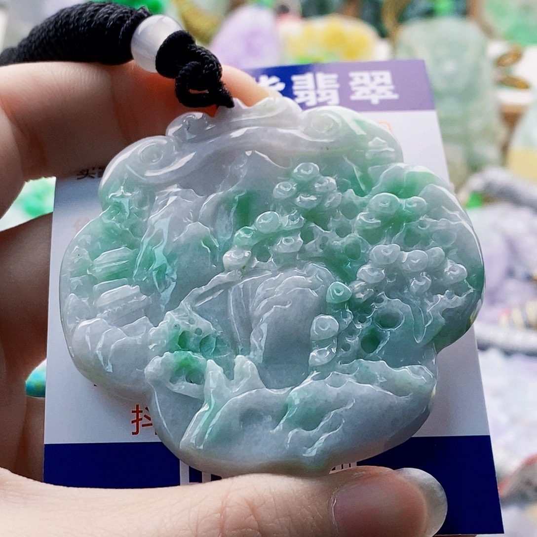 吊坠(不含链)未镶嵌翡翠